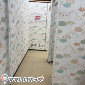 キッズランドUS栃木宇都宮店の授乳室・オムツ替え台情報 画像1