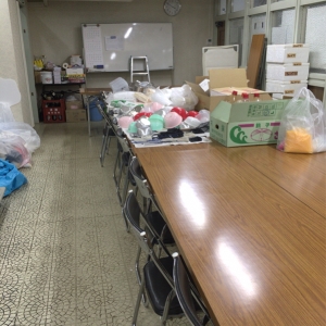 会議室のような所で、おむつ交換用に座布団の大きい版みたいなのを貸してくれます。