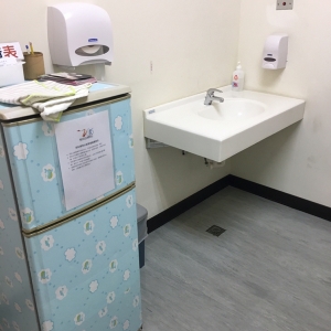 台北市中山スポーツセンター(1F)の授乳室・おむつ替え台の写真(4枚目)