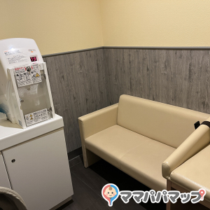 ベルク フォルテ秦野店(2F)の授乳室・オムツ替え台情報 画像1
