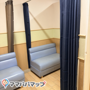 イオン札幌桑園店(2F)の授乳室・おむつ替え台の写真(2枚目)