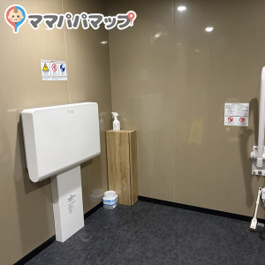 カスミ 赤羽神谷店(1F)のオムツ替え台情報 画像3