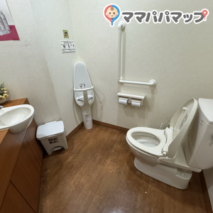 灰吹屋薬局溝口店調剤(1F)の授乳室・おむつ替え台の写真(2枚目)