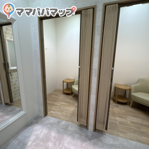 土岐プレミアム・アウトレット(GODIVA裏)の授乳室・オムツ替え台情報 画像1