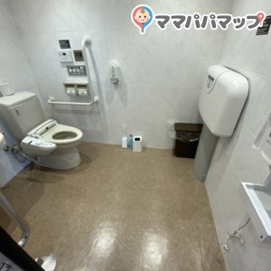 ニトリ東金店のオムツ替え台情報 画像1