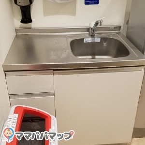 順天堂医院 B棟(1F)の授乳室・おむつ替え台の写真(3枚目)