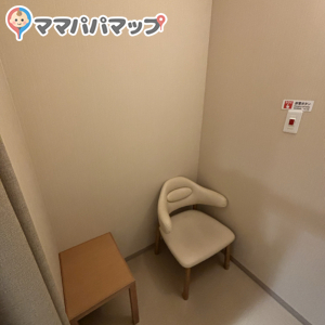 赤れんがテラス2F(2F)の授乳室・おむつ替え台の写真(5枚目)