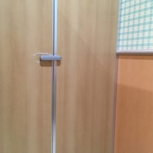 扉はトイレと一緒