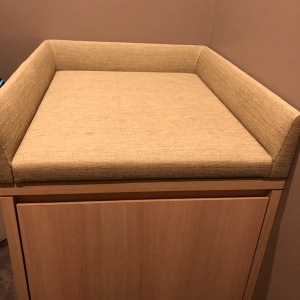 オムツ替えシート