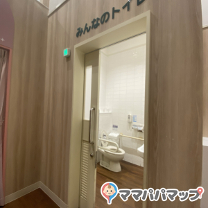 イオン南風原ショッピングセンター(2F)の授乳室・オムツ替え台情報 画像2