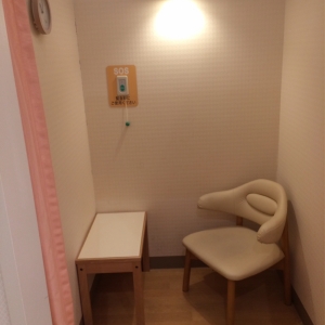 授乳室個室