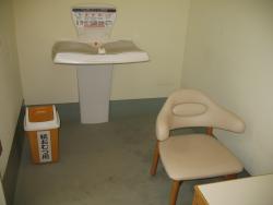 姫路市立動物園(はく製展示室横の一角)の授乳室・オムツ替え台情報 画像10