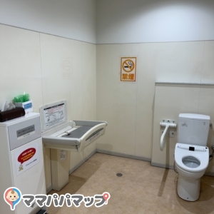 エディオン アウトレット筑紫野店(2F)の授乳室・オムツ替え台情報 画像2