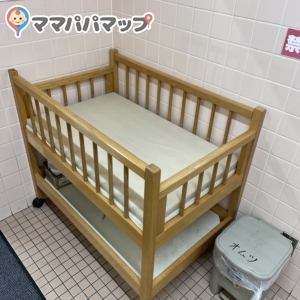 西松屋徳山店のオムツ替え台情報 画像1