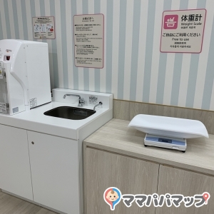 ミルクのお湯使用可能でした！体重計ありました★