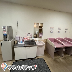 イオンタウン鈴鹿(2F)の授乳室・オムツ替え台情報 画像2