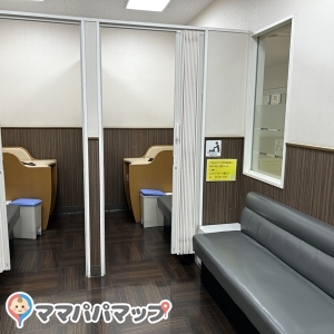 りんくうシークル(1F)の授乳室・おむつ替え台の写真(3枚目)
