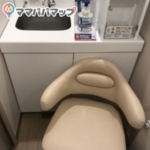 綺麗な授乳室です。オムツ替えも出来ます。