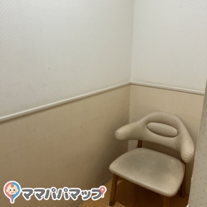 サクラス戸塚の授乳室・おむつ替え台の写真(4枚目)