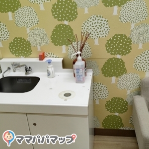 残念ながら給湯機は撤去されていました。