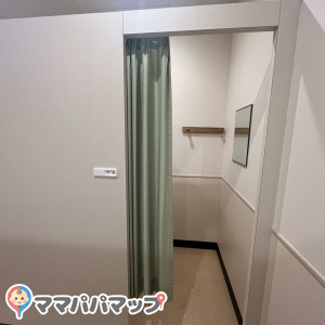 ニッケパークタウン ベビーザらス(2F)の授乳室・オムツ替え台情報 画像3