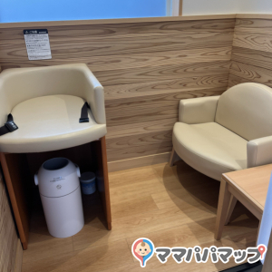 ロゴスパークシーサイド 高知須崎の授乳室・オムツ替え台情報 画像1