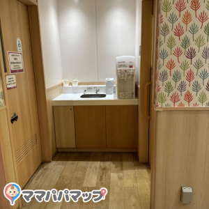 調乳機、冷やす用の水道がありました