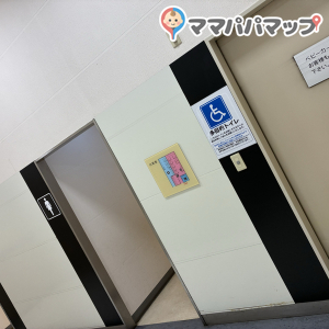 明石ビブレ(1F)のオムツ替え台情報 画像4