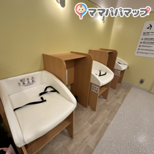 オムツ台