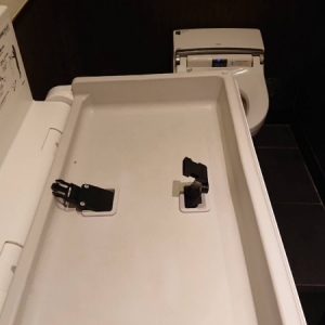 スターバックスコーヒー人形町店(B1)のオムツ替え台情報 画像1
