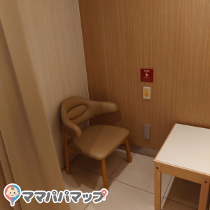コレド室町テラス(B1)の授乳室・オムツ替え台情報 画像4