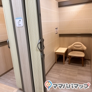 青葉台東急スクエア(4F)の授乳室・おむつ替え台の写真(4枚目)