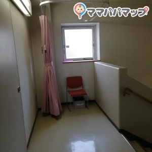 4階の階段フロアにあります