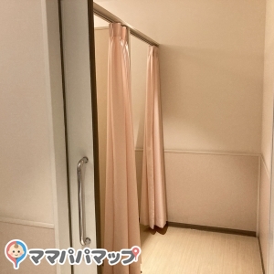 三井アウトレットパーク 幕張(A-SITE(1F))の授乳室・オムツ替え台情報 画像3