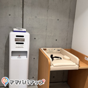 MoN Takanawa(1F)の授乳室・おむつ替え台の写真(5枚目)