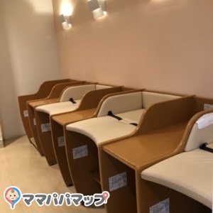 三井アウトレットパーク 木更津(フードコートセブン前)の授乳室・オムツ替え台情報 画像2