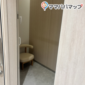 授乳室内の個室(これが2部屋あった)