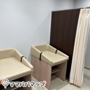 ヤマダデンキ Tecc LIFE SELECT 狭山店(1F)の授乳室・オムツ替え台情報 画像10