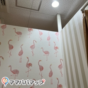 赤ちゃん本舗 ゆめタウン福山店(2F)の授乳室・おむつ替え台の写真(1枚目)