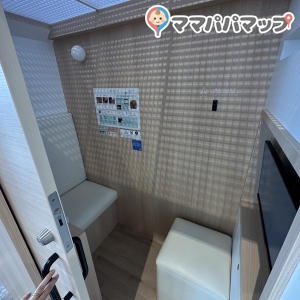 御殿場プレミアム・アウトレット ITADAKI TERRACE(2F)の授乳室・オムツ替え台情報 画像2