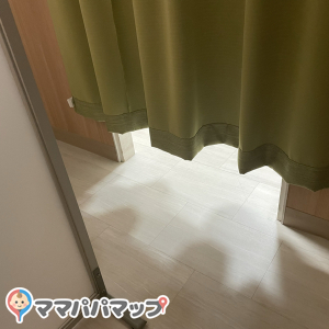 アクロスモール春日(2F)の授乳室・オムツ替え台情報 画像2
