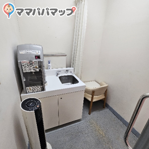 道の駅どまんなかたぬまの授乳室・おむつ替え台の写真(1枚目)