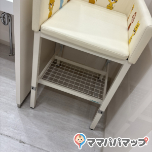 お宝中古市場 山形南店の授乳室・おむつ替え台の写真(1枚目)