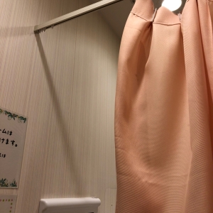 カーテンが最後までしめられません。