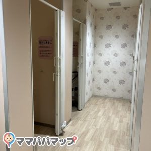 ららぽーと福岡(1F)の授乳室・おむつ替え台の写真(4枚目)