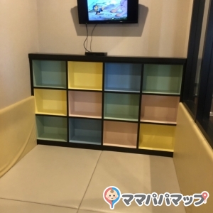 壁にもクッションがついてて安心です。