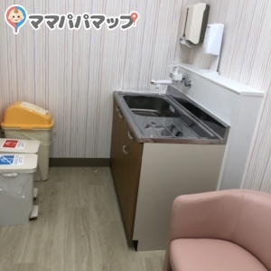 スターバックスコーヒー東京科学大学店(1F)の授乳室・オムツ替え台情報 画像5