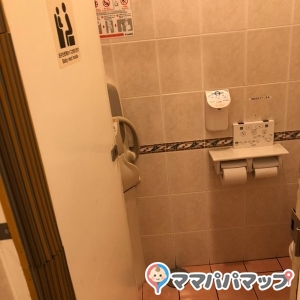 サイゼリア　北浦和店(2F)の授乳室・おむつ替え台の写真(5枚目)