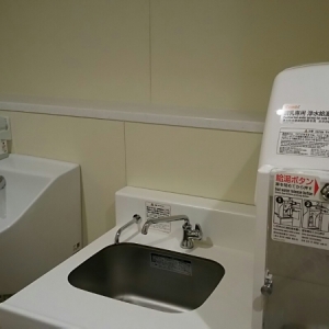 オーケー ディスカウント・センター みなとみらい(3階)の授乳室・オムツ替え台情報 画像5