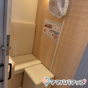 片瀬江ノ島駅構内の授乳室・オムツ替え台情報 画像1